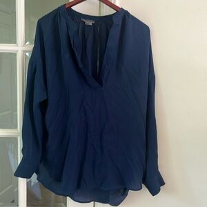 Vince silk blouse / tunic style